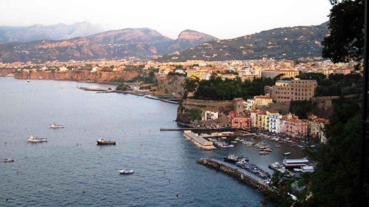 Sea View Casa Anna Sorrento Διαμέρισμα Εξωτερικό φωτογραφία